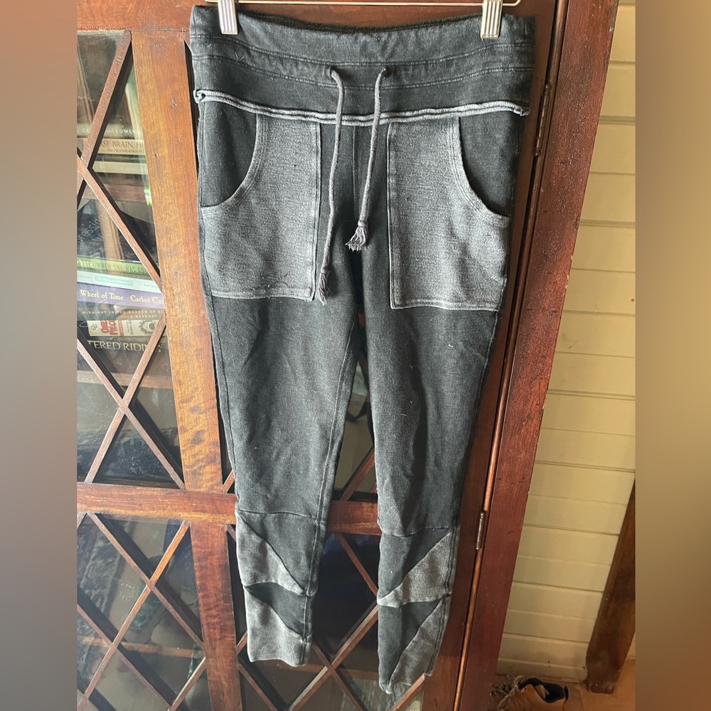 FREE PEOPLE Kyoto leggings